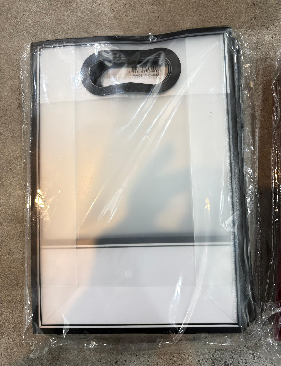 Add Gift hamper to eid box