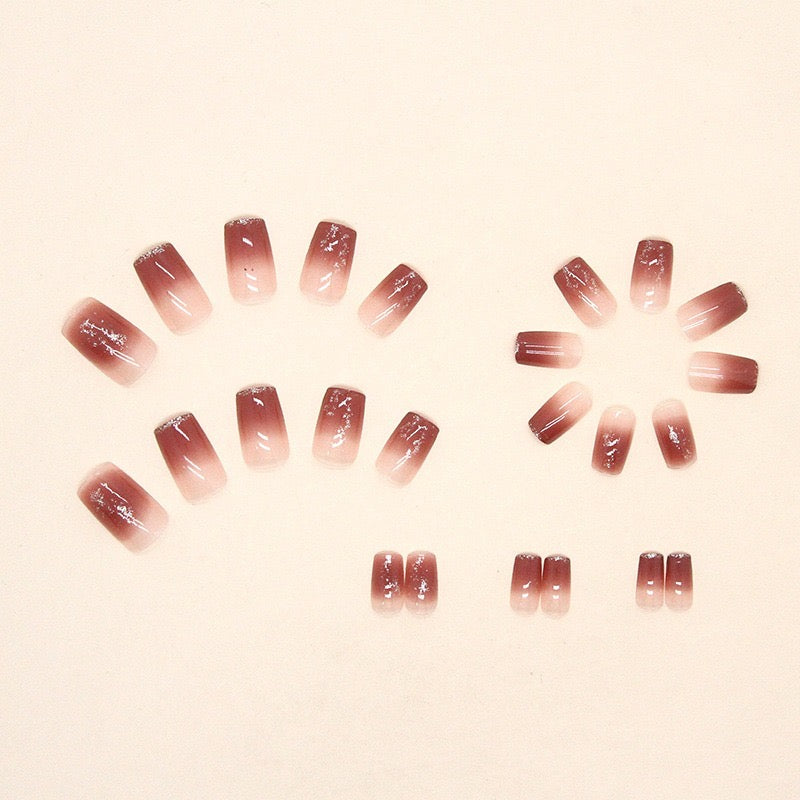Nails-152 (24 pc Nails+ free nail kit)