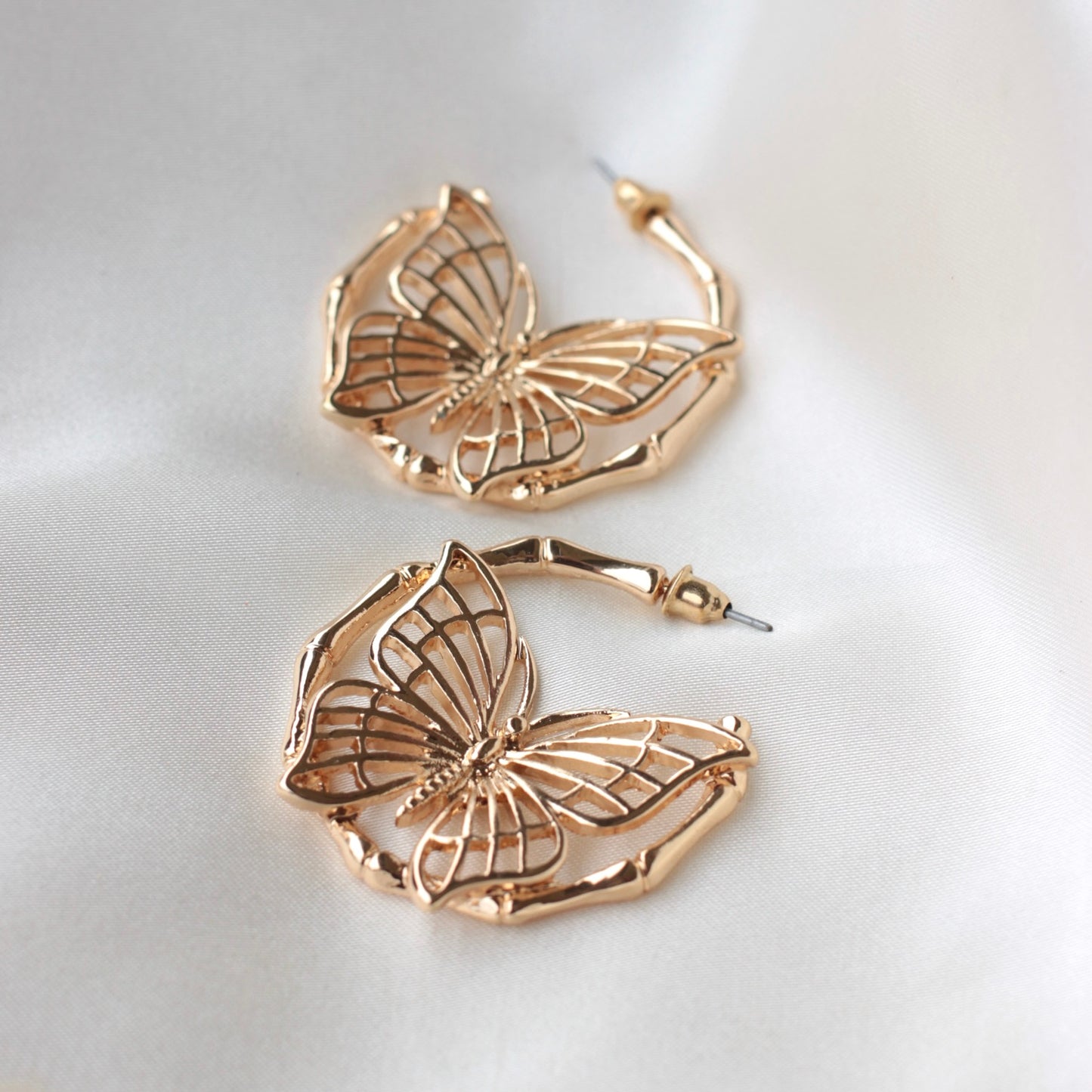 Bb-242 Butterfly Hoops