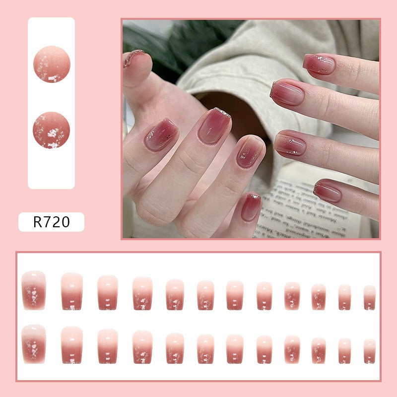 Nails-152 (24 pc Nails+ free nail kit)