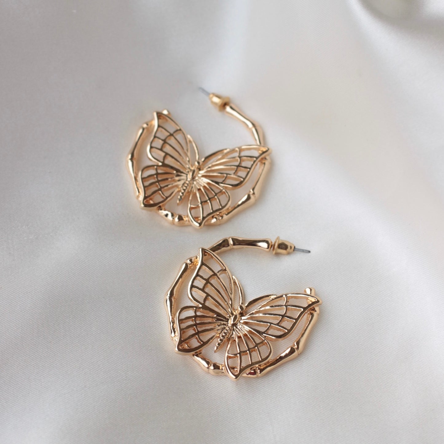 Bb-242 Butterfly Hoops