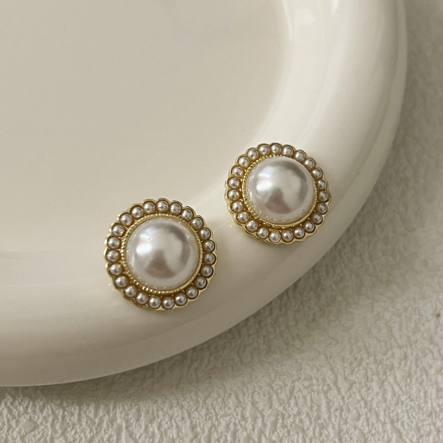 Bb-240 Pearl Earrings