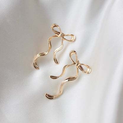 Bb-211 Golden Bow Earrings