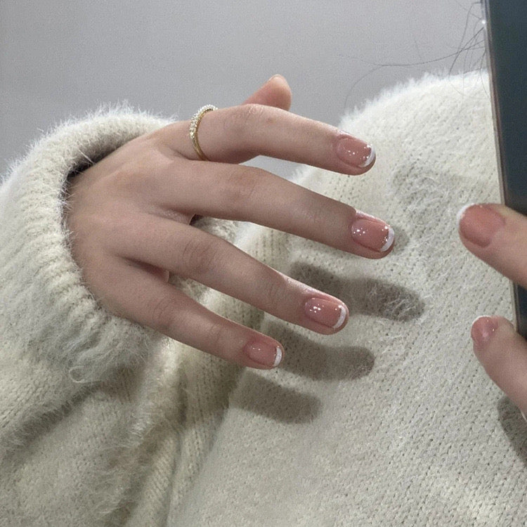 Nails-139 (30 pc Nails+ free nail kit)