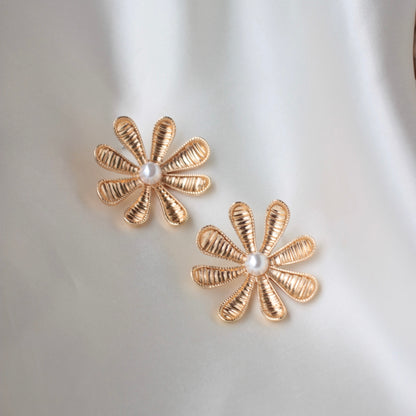 Bb-208 Flower Earrings