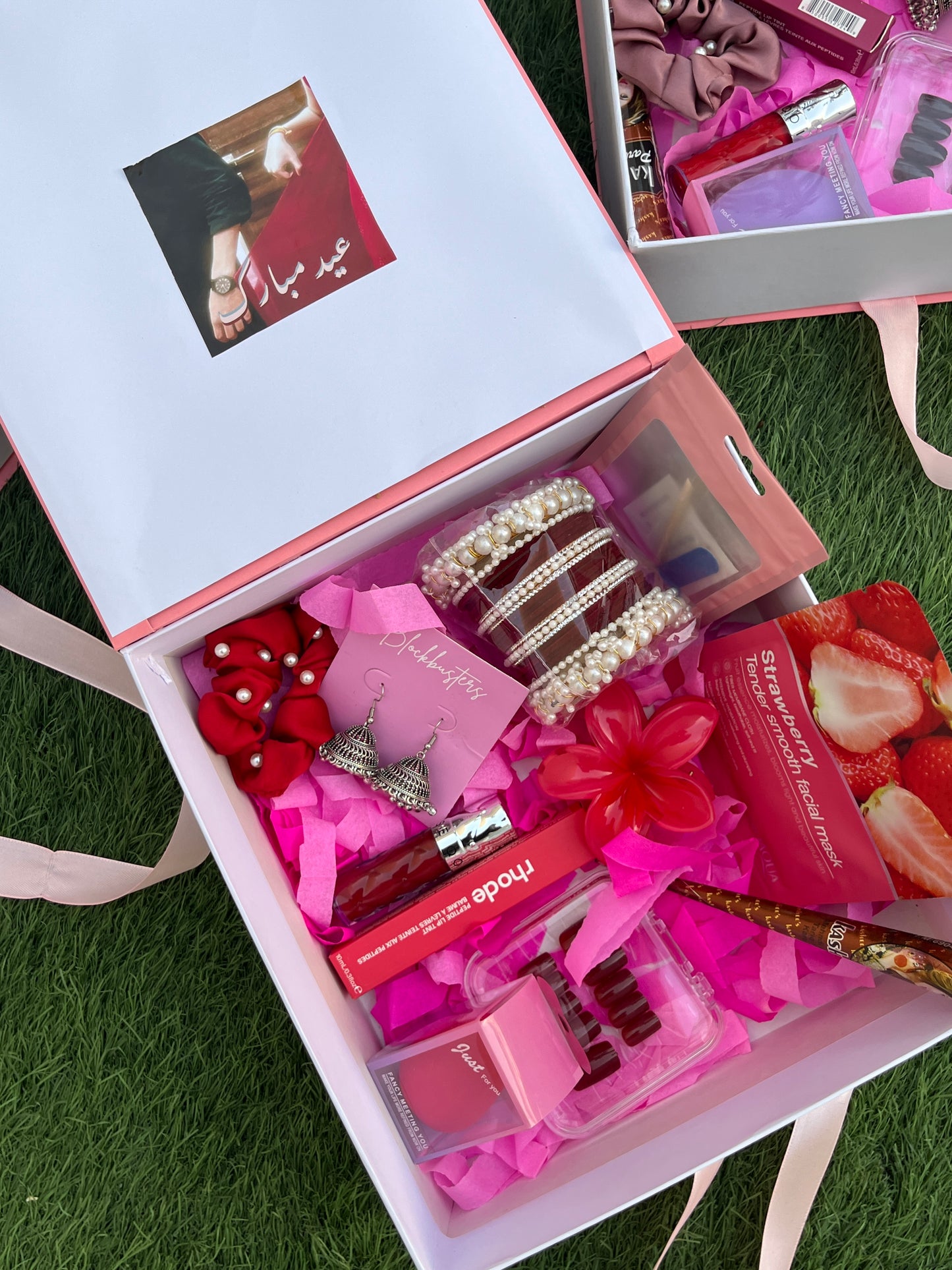 Maroon themed Eid box