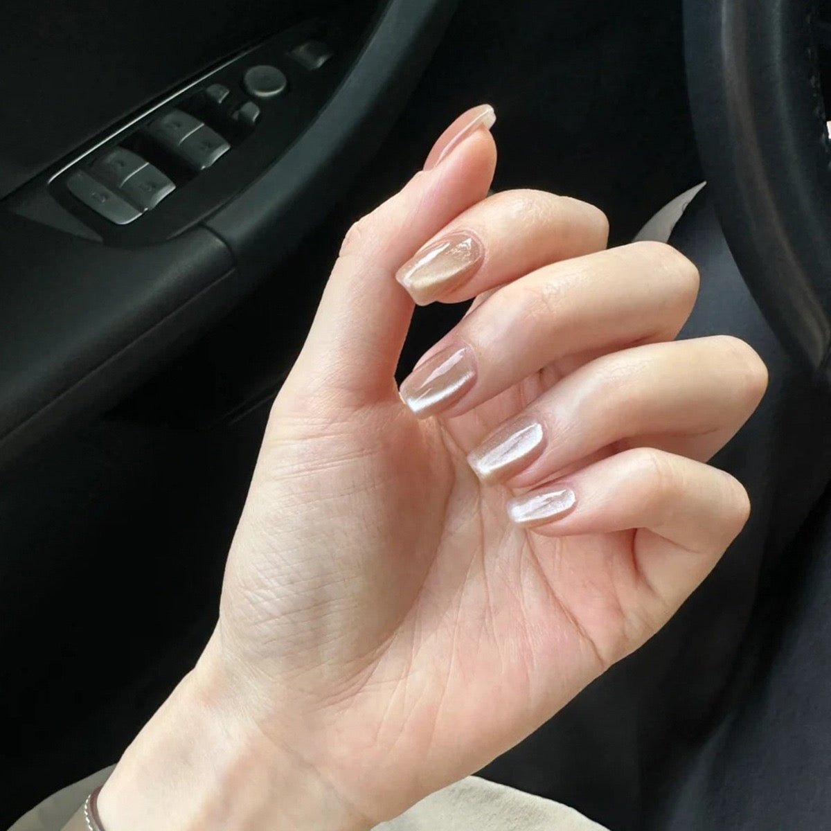 Nails-213 (24 pc Nails+ free nail kit)