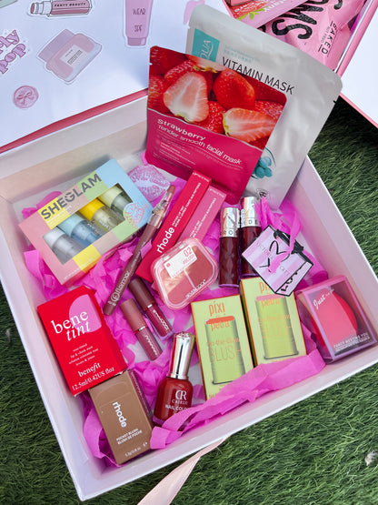 Biggest makeup box 🎀