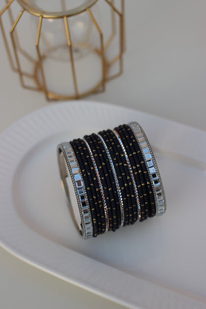 Noor ara bangles Black