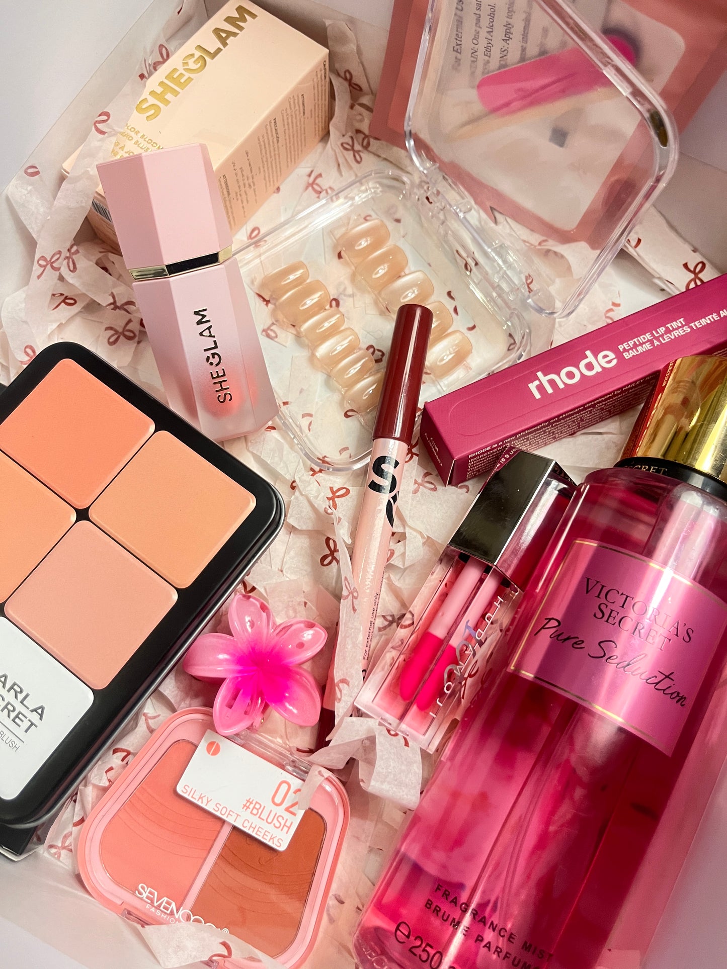 Pink themed makeup box for her🎀🌸