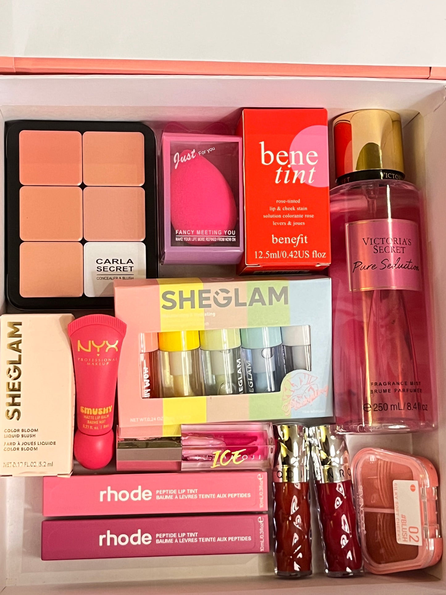 Massive makeup box (includes all essentials)