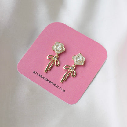 Bb-238 White Rose Earrings