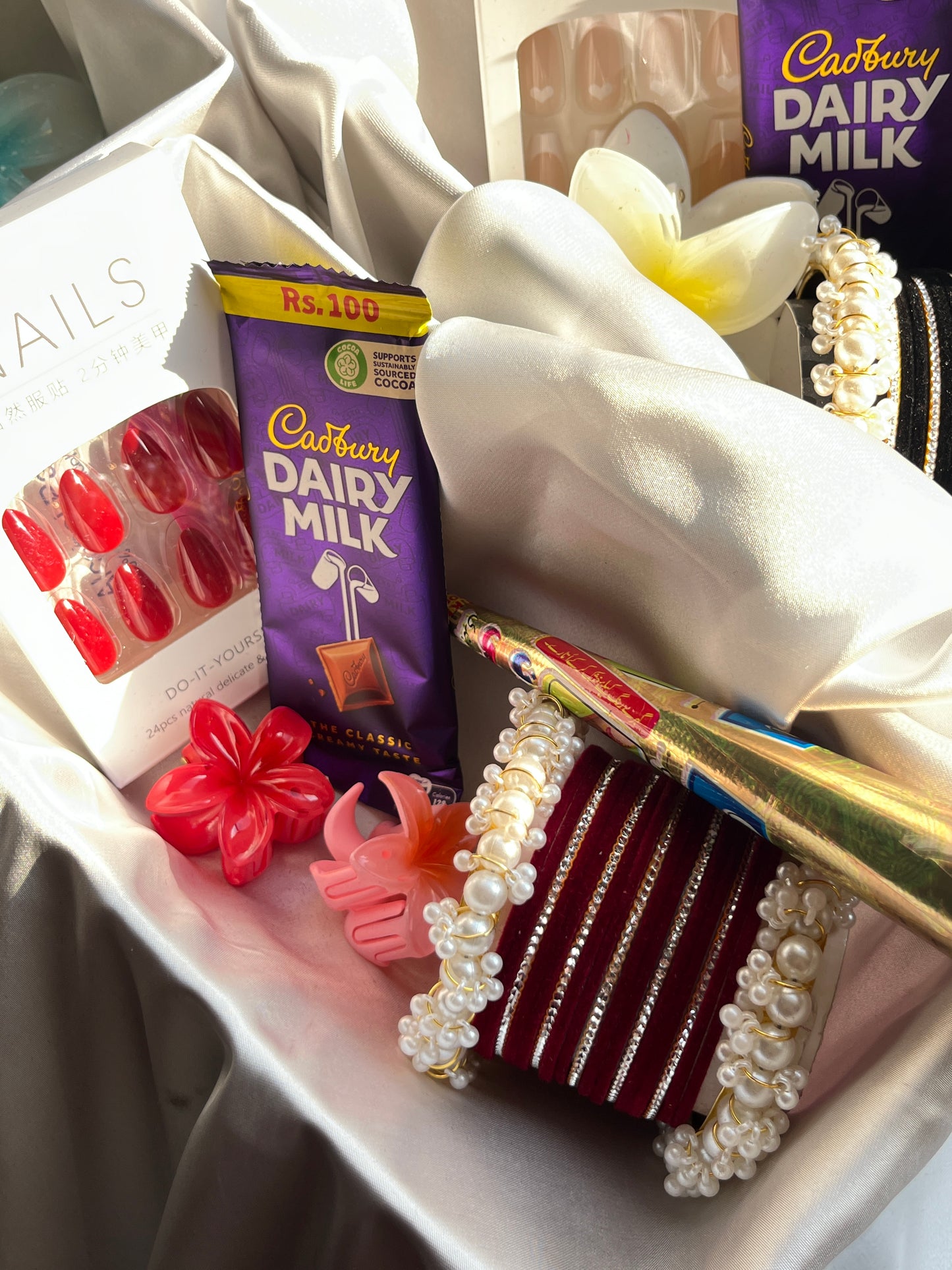 Eid bundle (maroon themed)