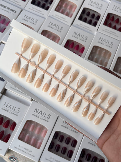 Nails With free nail kit BB-165