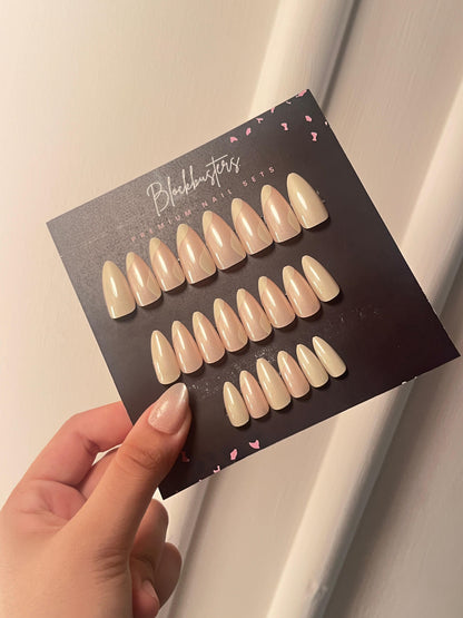 Nails-178 (24 pc Nails+ free nail kit)